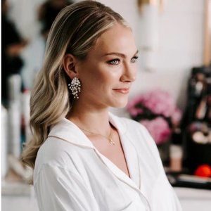 Untamed Petals - Moore Pearl Earrings